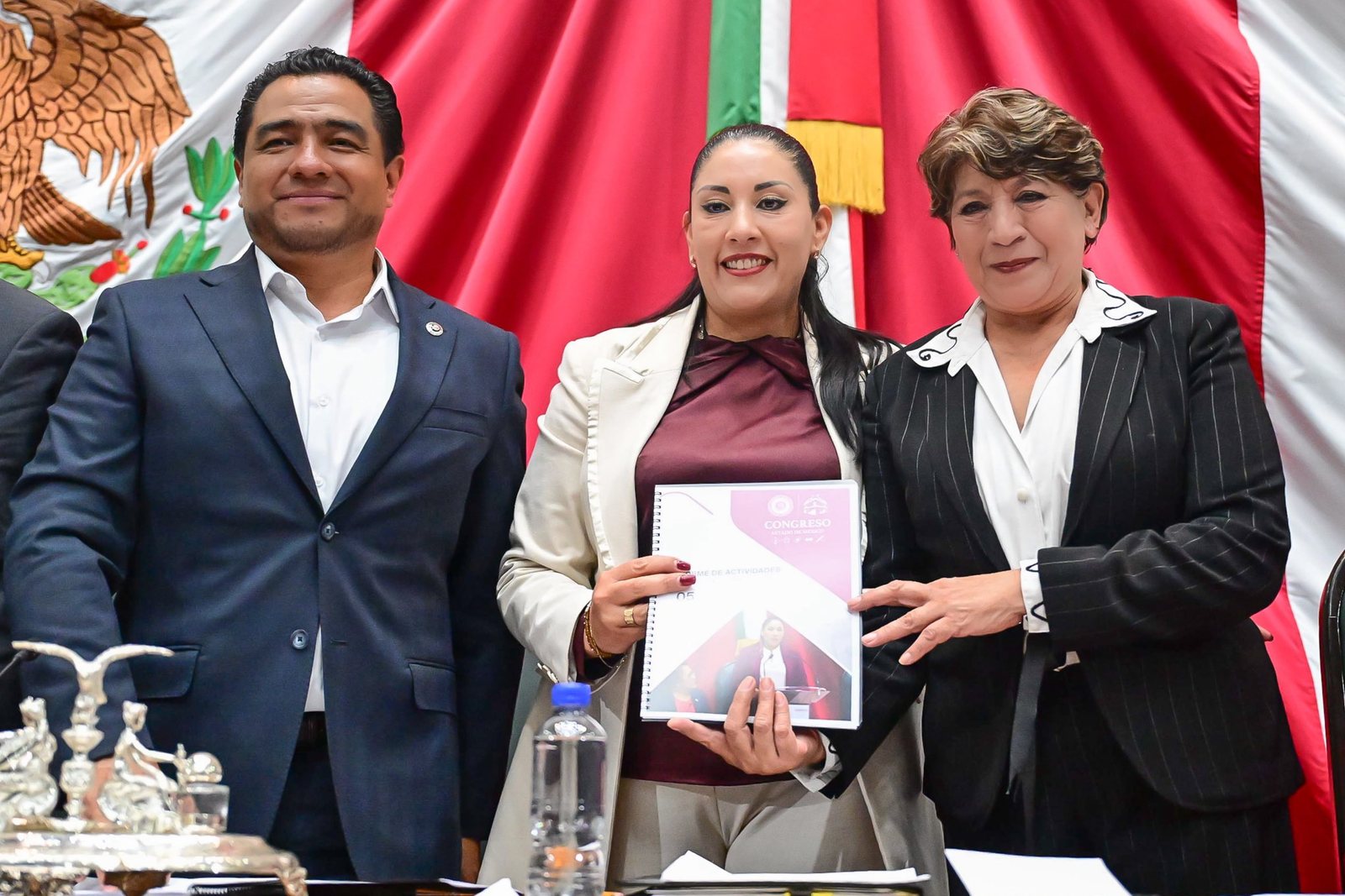 Martha Azucena Camacho en el Congreso del Estado de México